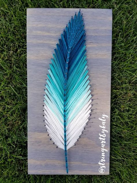 Feather String Art, فن الرسم بالمسامير, معرض فني, Nail String, String Art Templates, String Wall Art, Nail String Art, String Art Patterns, String Art Diy