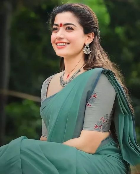 Rashmika Mandana Saree Pics, Actress Hairstyles, Saree Models, Beautiful Women Over 40, Saree Look, Indian Beauty Saree, Image Hd, Saree Blouse, A Woman