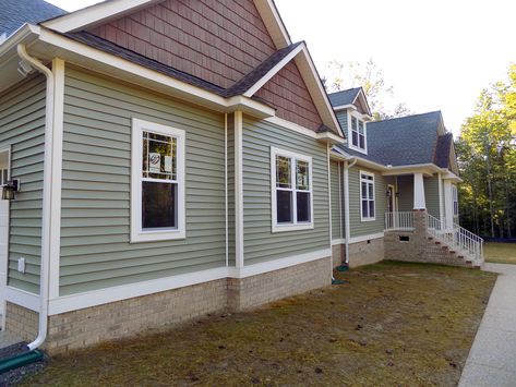 Siding Ideas Exterior Craftsman Style, Green Exterior White Windows, Green Siding Ranch House, Green Ranch Style Homes Exterior, Sage Vinyl Siding House, Sage Siding Exterior Color Combos, Sage Green Vinyl Siding, Coastal Sage Vinyl Siding, Sage Green Siding House Exterior Colors