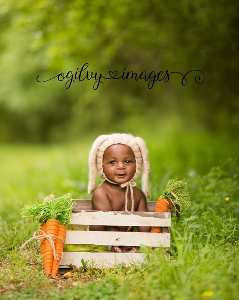 Outdoor Easter Mini Session Outdoor Easter Photography, Easter Photoshoot Ideas Kids, Easter Bunny Photoshoot, Mini Session Themes, Baby Easter Pictures, Photoshoot Outside, Mini Session Ideas, Easter Minis, Easter Baby Photos