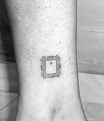 Subtle Friends Tv Show Tattoos, Friends Picture Frame Tattoo, Friends Door Frame Tattoo, Mirror Tattoo Simple, Friends Frame Tattoo, Ill Be There For You Tattoos, Friends Tatoos Tv Show, Friends Show Tattoo, Friends Tatoos