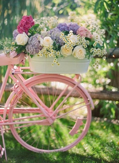 Pink Bicycle, Pink Bike, Have Inspiration, Old Bikes, Deco Floral, Garden Styles, Dream Garden, Love Flowers, Pretty Flowers