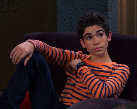 Camron Boyes Jessie, Cartoon Shows To Watch, Best Hear Me Outs, Hey Jessie Disney, Luke From Jessie, Hot Cartoon Character Disney, Cameron Boyce Jessie, Hear Me Out Characters Male, Hear Me Out Characters