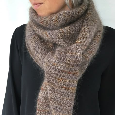 Stone Street, Knitting Patterns Free Scarf, Creative Knitting, Triangle Shawl, Cowl Knitting Pattern, Neck Warmers, Knitted Scarves, Knitting Machine Projects, Crochet Girls