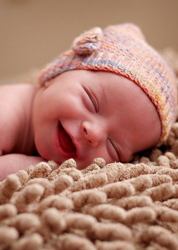 Look at that smile! Cool Baby, Baby Faces, Foto Baby, Reborn Baby Dolls, 인물 사진, Reborn Dolls, Reborn Babies, Baby Wearing, Baby Pictures