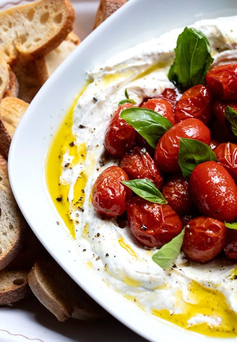 Italian Whipped Ricotta, Cherry Tomatoes And Ricotta Cheese, Italian Snacks Parties, Italian Appetizers Christmas, Ricotta And Tomatoes, Italian Bites Appetizers, Bruschetta With Ricotta Cheese, Ricotta Cheese Appetizers, Italian Food Dinner Party