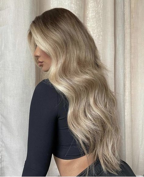 Beige Blond, Summer Blonde Hair, Dirty Blonde Hair, Honey Blonde Hair, Blonde Hair Inspiration, Blonde Hair Shades, Blonde Hair Looks, Hair Shades, Brown Blonde Hair