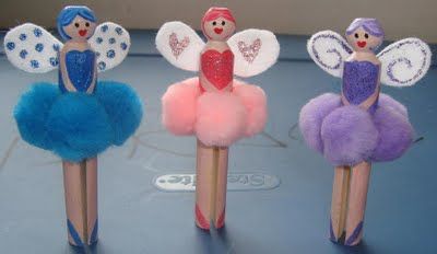 Fairy peg dolls. Unbelievable how long my 11 y/o and 6 y/o played with these.  They even made a prince! Pin Ornaments, Dolly Pegs, Clothespin Crafts, Princess Crafts, Fairy Crafts, Fairy Party, Operation Christmas Child, Daughter Christmas, Clothespin Dolls