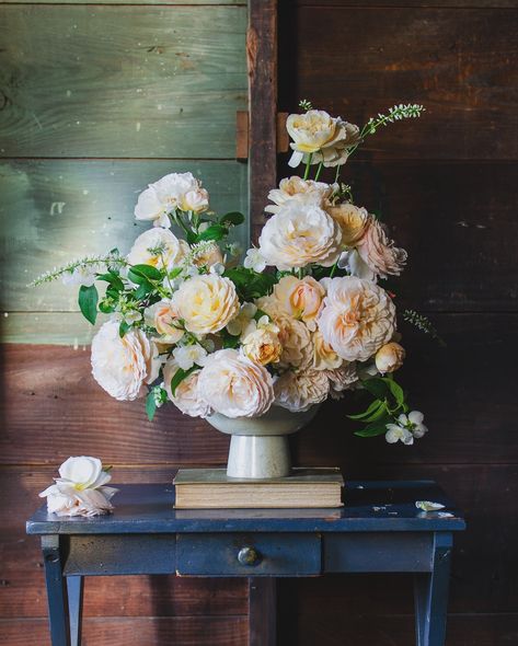 T.J. McGrath - NJ Florist sells locally grown flowers | Roses… in water and a pin frog…no floral foam because that sh*t is bad for the planet and people…pardon my french. | Instagram Pin Frog Arrangements, Roses In Water, French Florist, Pardon My French, Flower Frog, Floral Foam, Locally Grown, Black Flower, Centerpiece Decorations