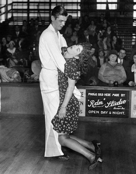 The Depraved Dance Marathons of the 1930s You Didn’t Know About - In a stifling gymnasium in Anywhere, America dozens of couples shuffle around the cramped space clinging on to each other for dear life. Spectators in stands cheer on their favourite couples, watching their aching legs barely hold up their exhausted bodies. Quotes Dance, Roger Duvoisin, Dance Latin, Dance Marathon, Dance Ballroom, Dresses Dance, Lino Cuts, Jean Giraud, Salsa Dance