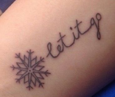 Snowflake Tattoos, Frozen Tattoo, Let It Go Frozen, Medium Tattoos, Tattoo Disney, Snow Flake Tattoo, Special Tattoos, Disney Tattoos, Let It Go