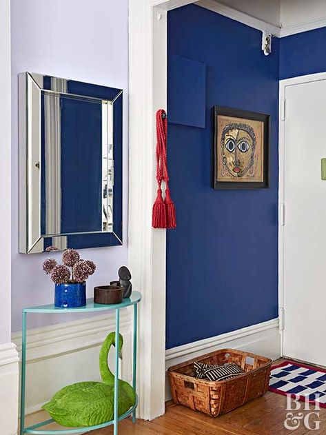 Read this before buying paint for your next weekend project! Entryway Color Ideas, Colorful Entryway, Entryway Color, Small Entryway Ideas, Bright Paint Colors, Picking Paint Colors, Types Of Paint, Best Interior Paint, Small Entryways