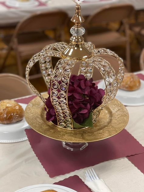 Royalty Centerpieces, Crown Table Centerpiece, Rose Gold Centerpiece Quinceanera Crown, Rose Gold Centerpiece Quinceanera Butterfly, Beauty And The Beast Quinceanera Center Pieces Center Pieces, Cinderella Wedding Theme, Rose Gold Quinceanera, Princesa Tiana, Quince Decorations