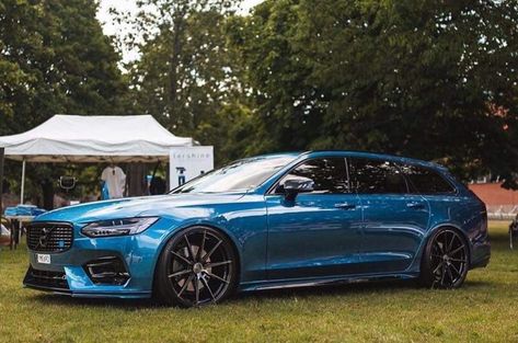 Volvo Estate, Audi Rs 6 Avant, Volvo V90 Cross Country, Volvo Suv, V90 Cross Country, Panamera Sport Turismo, Volvo Logo, Volvo Wagon, Station Wagon Cars