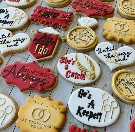 Hogwarts Wedding Ideas, Harry Potter Bridesmaid, Harry Potter Engagement, Harry Potter Bachelorette Party, Harry Potter Bachelorette, Harry Potter Bridal Shower, Engagement Cookies, Harry Potter Wedding Theme, Senior Year Of High School