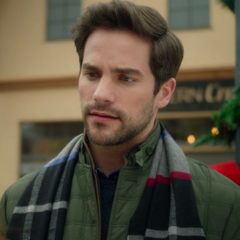 Parent Face Claims Male, Father Face Claim, Young Male Actors, Dad Face Claim, Brant Daughtery, Christina Lauren Books, The Selection Book, Brant Daugherty, Old Man Face