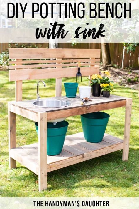 potting bench plans Potting Bench With Sink, Potting Bench Ideas, Diy Potting Bench, Potting Bench Plans, Diy Bank, Outdoor Potting Bench, Modern Planters Outdoor, Garden Sink, Potting Table