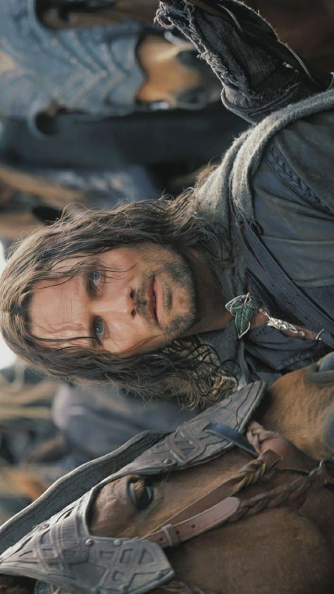 Lotr Aragorn, Aragorn Lotr, Viggo Mortensen, Lotr Art, Have Courage And Be Kind, Lockscreen Wallpaper, Jrr Tolkien, Legolas, Aragon