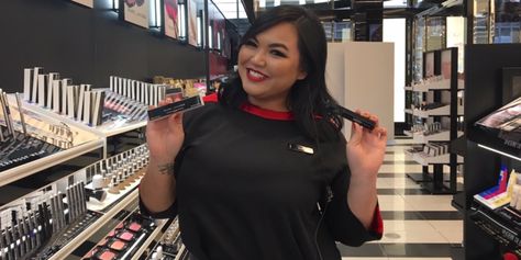 To narrow down Sephora's must-have products, INSIDER asked the employees of its store on NYC's 34th Street for the single item they can't stop wearing. Sephora Employee, Makeup Tools Products, Bad Makeup, Cheap Beauty Products, Makeup Services, Beauty Inside, I Love Makeup, Sephora Collection, Sephora Makeup