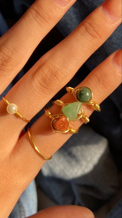 Ring Astethic, Rings Diy Wire, Collage Astethic, Diy Boho Rings, Wire Rings Diy, Cute Wire Rings, Chokers Aesthetic, Friendship Belt, Ring Diy Handmade