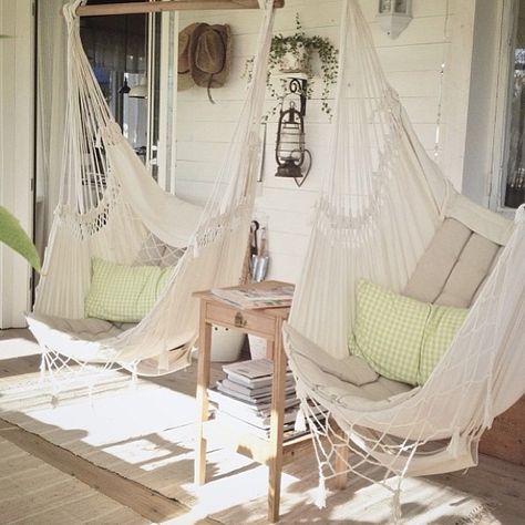 20 Effortless Porch Swing Ideas Building Utmost Beautiful and Peaceful Swinging Seats Hammock Porch, Hammock Chairs, Front Porch Swing, Porch Swings, Hanging Hammock Chair, French Provincial Style, Hammock Chair, Porch Patio, Swinging Chair