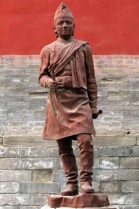 The great Nepali artist Araniko active in the 13th-century court of Kublai Khan (statue at Beijing Miaoying Temple) Kublai Khan, Ancient China, Beijing, Temple, Statue, Sculpture, China, Quick Saves