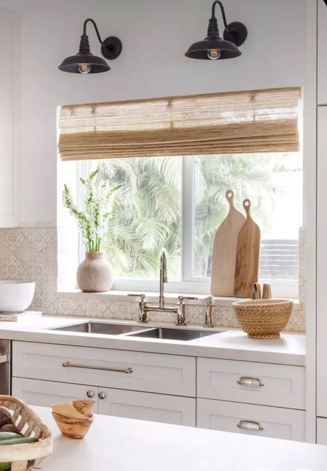 Kitchen Window Over Sink Ideas, Window Over Kitchen Sink, Kitchen Window Decor Ideas, Window Decor Ideas, Kitchen Garden Window, Over Kitchen Sink, Kitchen Window Decor, Window Over Sink, Traditional Style Kitchen