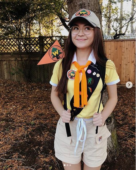 Russell Up Costume, Anna Cathcart, Halloween Customer, Up Halloween Costume, Explorer Costume, Sweat Lodge, Up Halloween Costumes, Wilderness Explorer, Lara Jean