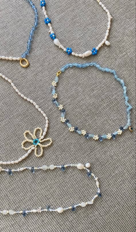 Beach Jewelry Diy, Sea Vibes, Homemade Bracelets, Preppy Jewelry, Pretty Jewelry Necklaces, Blue Beaded Bracelets, Blue Beaded Necklace, Beading Jewelery, Beaded Necklace Diy