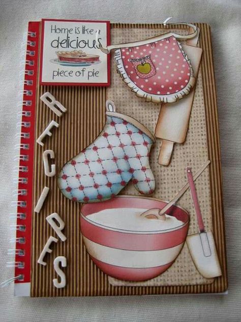 Scrapbook Recipe, Scrapbook Recipe Book, Recipe Book Covers, Homemade Recipe Books, Recipe Book Design, Diy Cookbook, Recipe Album, Recipe Book Diy, Family Recipe Book