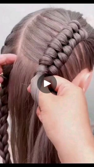 Curly Hair Bob Haircut, Braiding Tutorials, Easy Hairdos, Short Homecoming Hair, Girl Hairstyle, Bridal Hair Inspiration, Natural Hair Tutorials, Wacky Hair Days, Braided Hairstyles For Teens