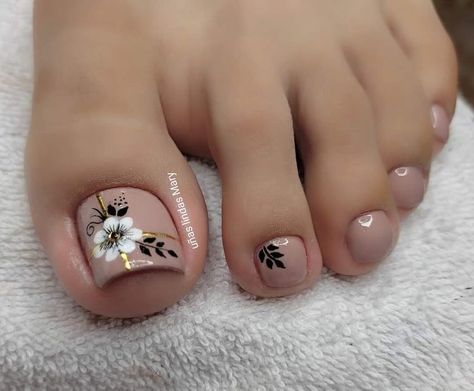 Toe Nail Colors For Summer, Toes Nails Designs, Toes Nails Colors, Toe Nail Designs For Summer, Nail Colors For Summer, Toe Nail Colors, Toe Nails Designs, Easy Toe Nail Designs, Toe Nail Design