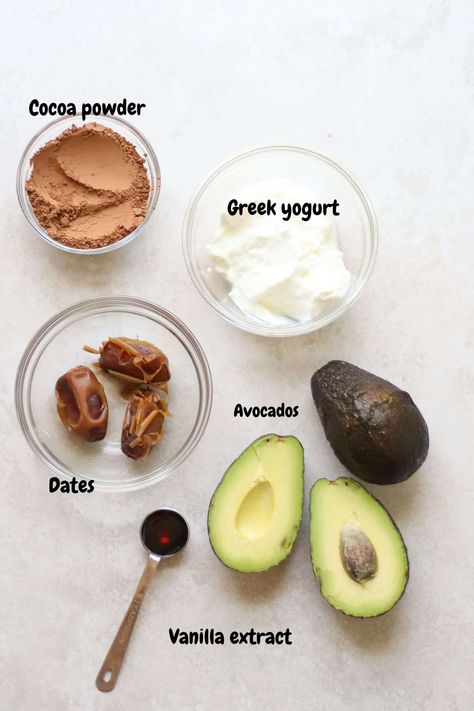 Avocado Sweet Recipes, Avocado Pudding Recipe, Sweet Avocado Recipes, Avocado Dessert Recipes Healthy, Avocado Pudding Chocolate, Avocado Mousse Chocolate, Avocado Dessert Recipes, Avocado Chocolate Cake, Easy Avocado Recipes