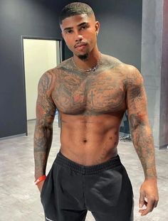 Gothic Tattoos, Men Tattoo, Tattoos For Black Skin, Gothic Tattoo, 3d Tattoos, Bright Ideas, The Middle Ages, Middle Ages, Tattoos For Guys