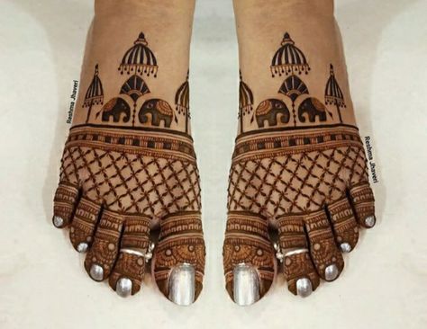 Simple Lag Mahendi, Pag Mahendi Design, Lag Mahendi Design, Stylish Mehndi Designs For Leg, Lag Mehndi Design Simple, Pag Mehndi Designs, Kanku Pagla Mehndi For Leg, Leg Mehendi Design Simple, Lag Mehndi Design