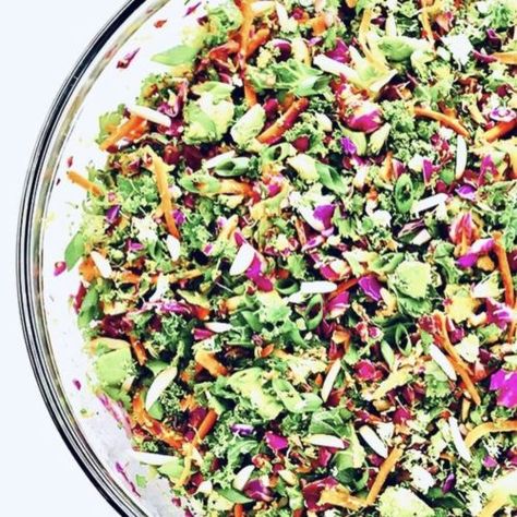 Crunchy Detox Salad Immune Boosting Foods, Detox Salad, Dinner Prep, Grain Free Recipes, Work Week, Saturated Fat, Gut Health, Healthy Lunch, Grain Free