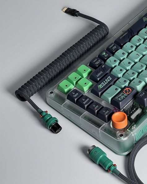 Custom Keyboard Ideas, Custom Key Caps, Cyberpunk Keyboard, Aesthetic Pc Build, Pc Build Aesthetic, Pc Gamer Aesthetic, Mechanical Keyboard Aesthetic, Japanese Product Design, Key Caps Keyboard