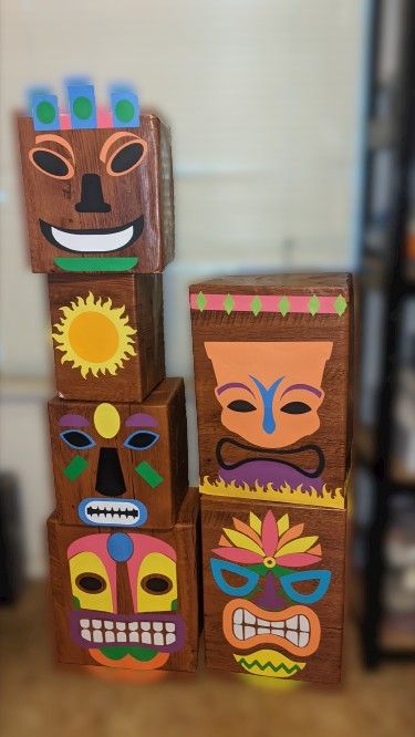 Tiki Boxes Diy, Tiki Boxes, Luau Graduation, Tiki Christmas, Teacher Appreciation Doors, Tiki Man, Tiki Head, Hawaii Theme, Tiki Decor