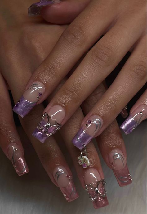 Dark Lavender Nails, Purple Fairy Nails, Purple Y2k Nails, Lavender Acrylic Nails, Dark Purple Nail Designs, College Nails, Acrylic Nail Designs Classy, Dark Purple Nails, Purple Acrylic Nails