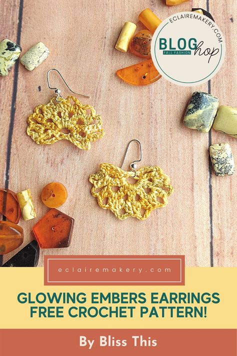 Fall is in the air, which brings pumpkin spice and all of the cozy crocheting! #freepatterns #crochet #makersgonnamake #fall #earrings #bloghop Wacky Jewelry, Cowl Crochet Pattern Free, Music Border, Scrunchie Crochet, Beanies Crochet, Ear Warmer Crochet, Cowl Crochet Pattern, Crochet Scrunchie, Crochet Bloggers