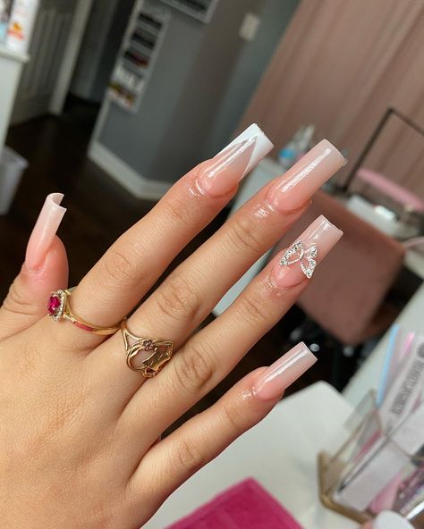 Acrylic Nails Butterfly Gems, Acrylic Nails Inspiration Butterfly, Butterfly Nail Gem, Butterfly Stone Nails, French Tip Nails With Butterfly Charm, White Nails With Butterfly Charm, Butterfly Nail Charm Nails, Birthday Nail Set Ideas White, Nails With Butterflies Charm