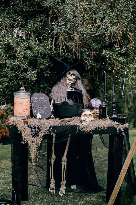 Skeleton Halloween Party Ideas, Halloween Party Tent Decorating Ideas, Skeleton Theme Birthday Party, Backyard Halloween Party Decor, Garden Halloween Party, Halloween Skeleton Themes, Spooky Backyard Halloween Party, Halloween Ballroom Decor, Halloween Party Backyard Decorations