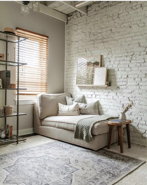 Living Room With White Brick Wall, White Bricks In Living Room, White Brick Living Room, White Brick Interior, White Brick Wall Living Room, Brick Wall Living Room Ideas, Brick Interior Design, Brick Wall Living Room, Brick Wall Decor