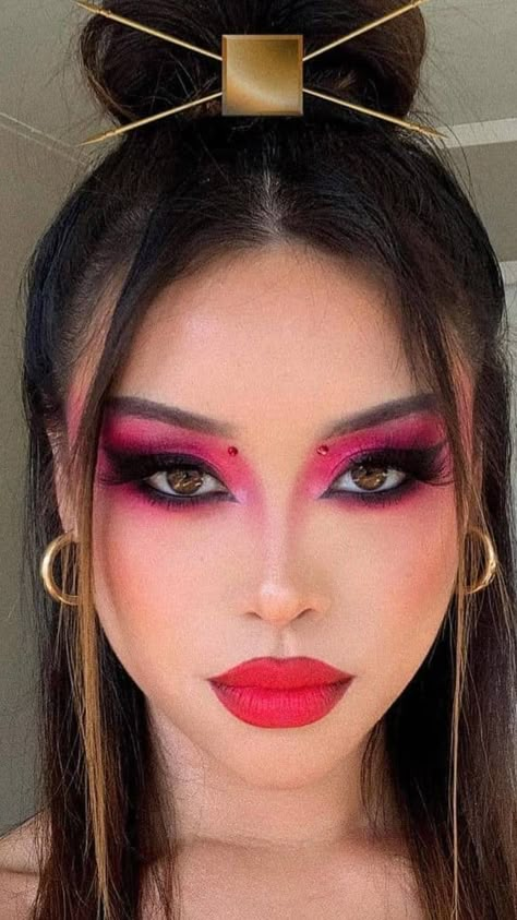 Modern Geisha Makeup, Japanese Inspired Makeup, Kimono Makeup, Mulan Makeup, Mauvelous Pink, Ninja Makeup, Japanese Photoshoot, Geisha Fashion, Crazy Eyeshadow