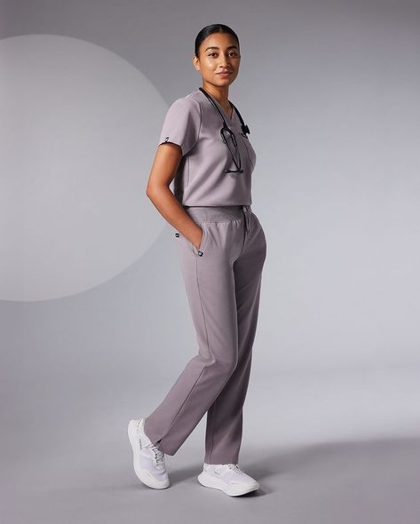 Nursing Inspiration, Jaanuu Scrubs, Scrub Style, Nurse Inspiration, Scrubs Outfit, Scrub Life, Healthcare Professionals, Scrubs, Nursing