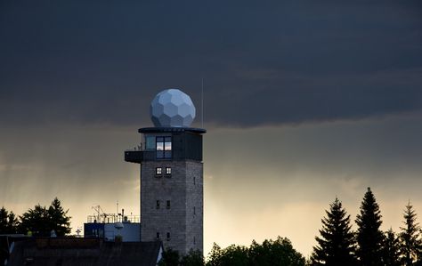 Doppler weather radar Weather Radar Aesthetic, Doppler Radar, Radio Waves, Weather Radar, Snow Dogs, Meteorology, Sea Monsters, Persona, Science