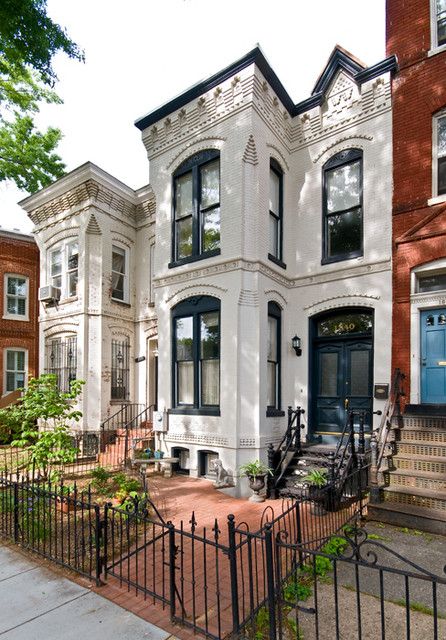 15th ST NW - Traditional - Exterior - DC Metro - by Gresinger Construction | Houzz Row Home Design, New York Brownstone Exterior, Terraced House Aesthetic, House Exterior Townhouse, Brooklyn Apartment Exterior, Boston Apartment Exterior, Townhouse Suburban, City Hall Exterior, Washington Dc Brownstone