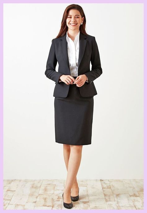 Women Suit Outfits, Professional Dresses For Work, Women Office Outfits, Suits Business, Stylish Office Wear, Business Dress Women, Office Canvas, Business Professional Outfits, Womens Suits