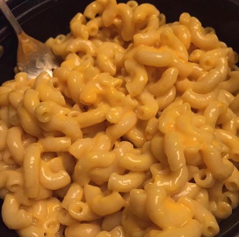 Macaroni And Cheese Aesthetic, Mac And Cheese Aesthetic, Cheese Aesthetic, Cheesy Pasta, Food Babe, Food Therapy, Healthy Food Motivation, Food Videos Cooking, Food Obsession