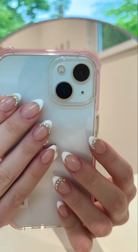 White Prom Nail Designs, White Silver Prom Nails, Nails Prom Red Dress, Nails For A White Dress Prom, Prom 2023 Nails, Silver Nails Inspo Prom, Nails With Red Prom Dress, Prom Nails Rhinestones, Rhinestone Prom Nails